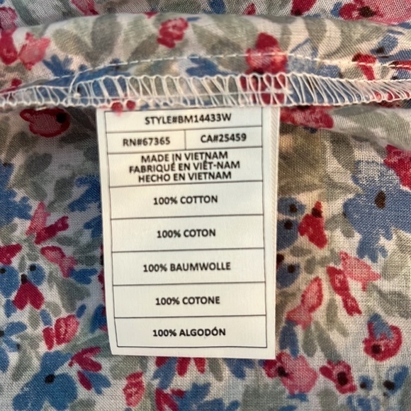 BB Dakota by Steve Madden Ditsy Floral Sleeveless Blouse Tank size Medium - Picture 5 of 7